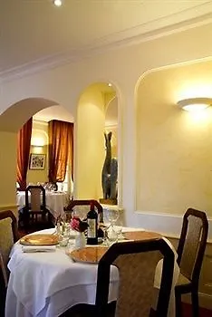 Logis Galland 2*