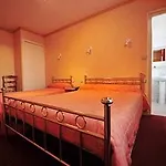 Logis Galland 2*