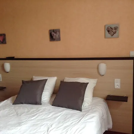 Hotel Logis Galland Lapalisse